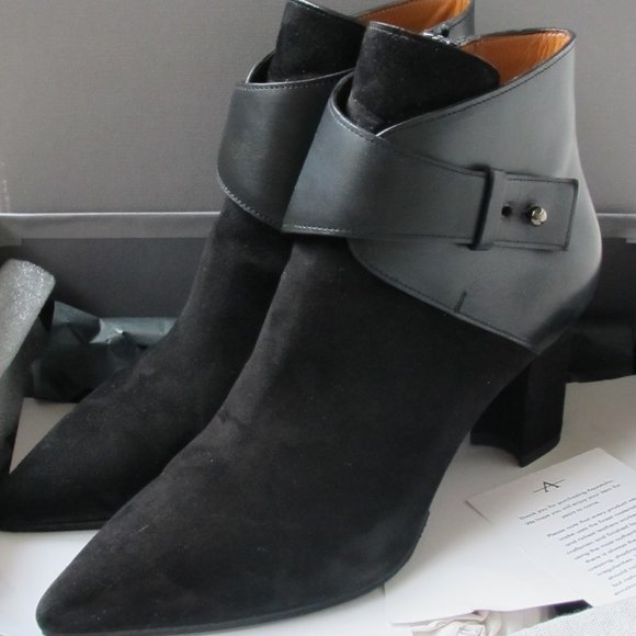 Like New Aquatalia Italian Made Suede/Leather Ankle Boots - Picture 3 of 8